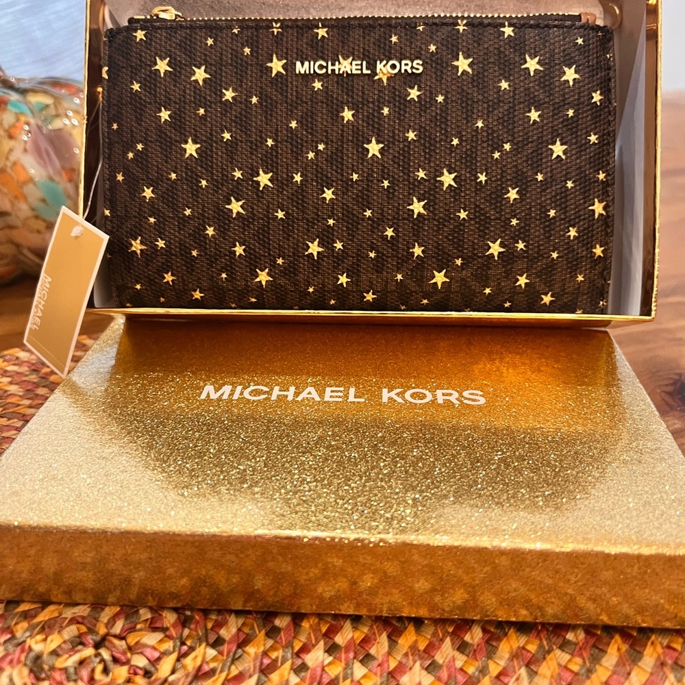 ❤️🤎Michael Kors Wallet🤎❤️